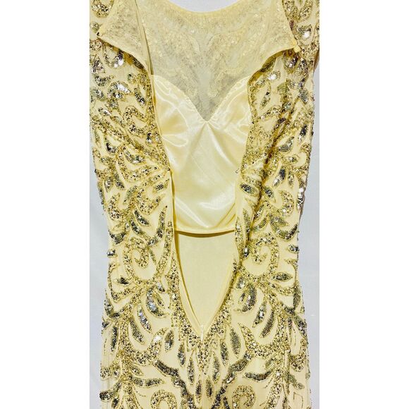 Elegant Y2k White Lace & Silver Dazzling Sequenced Dress - Picture 12 of 12